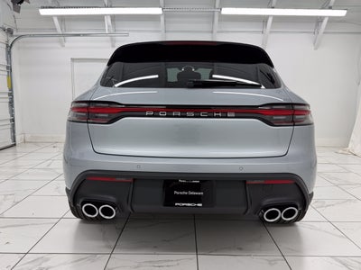 2026 Porsche Macan Base
