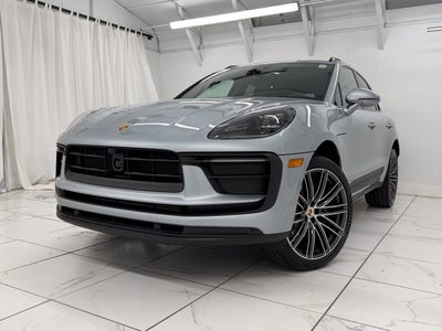 2026 Porsche Macan Base