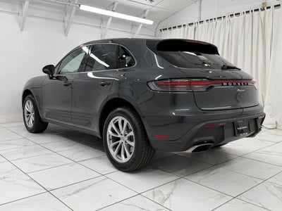 2025 Porsche Macan Base