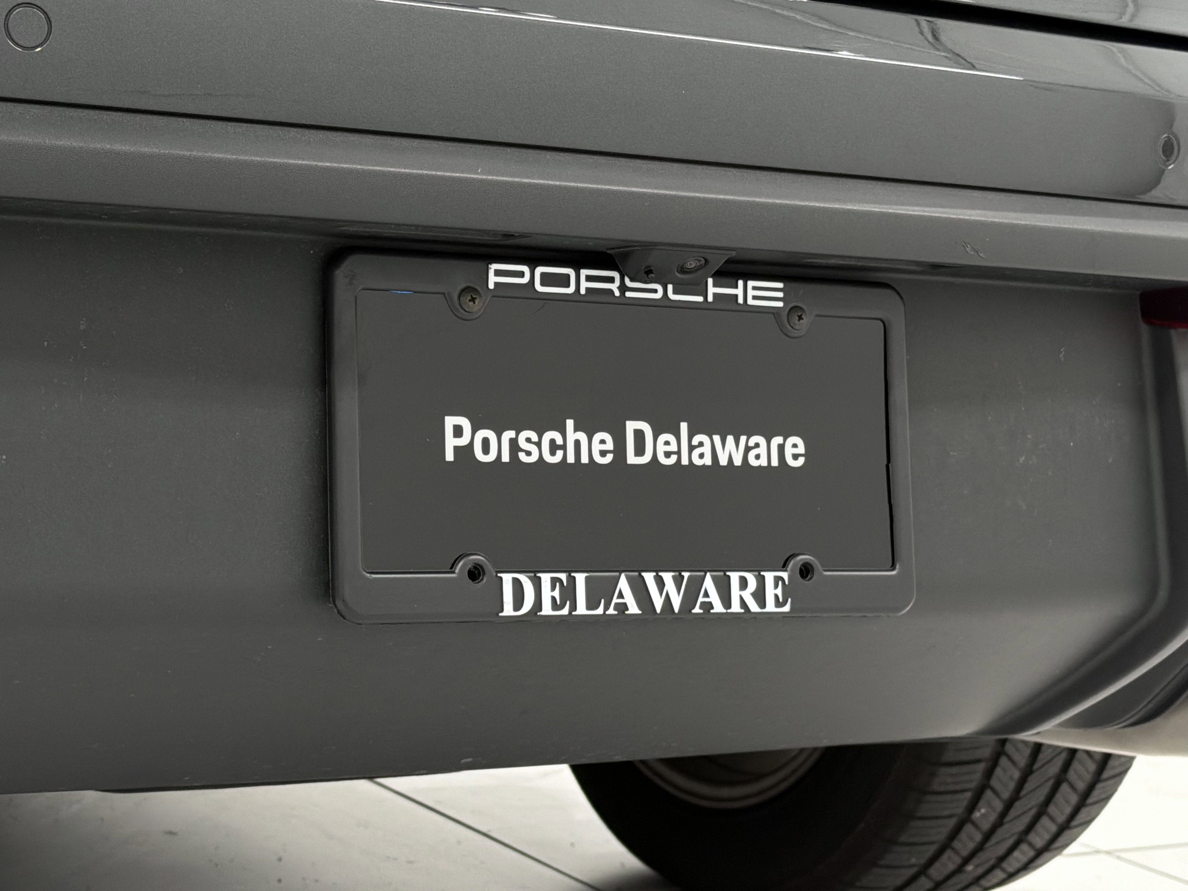 2025 Porsche Macan Base