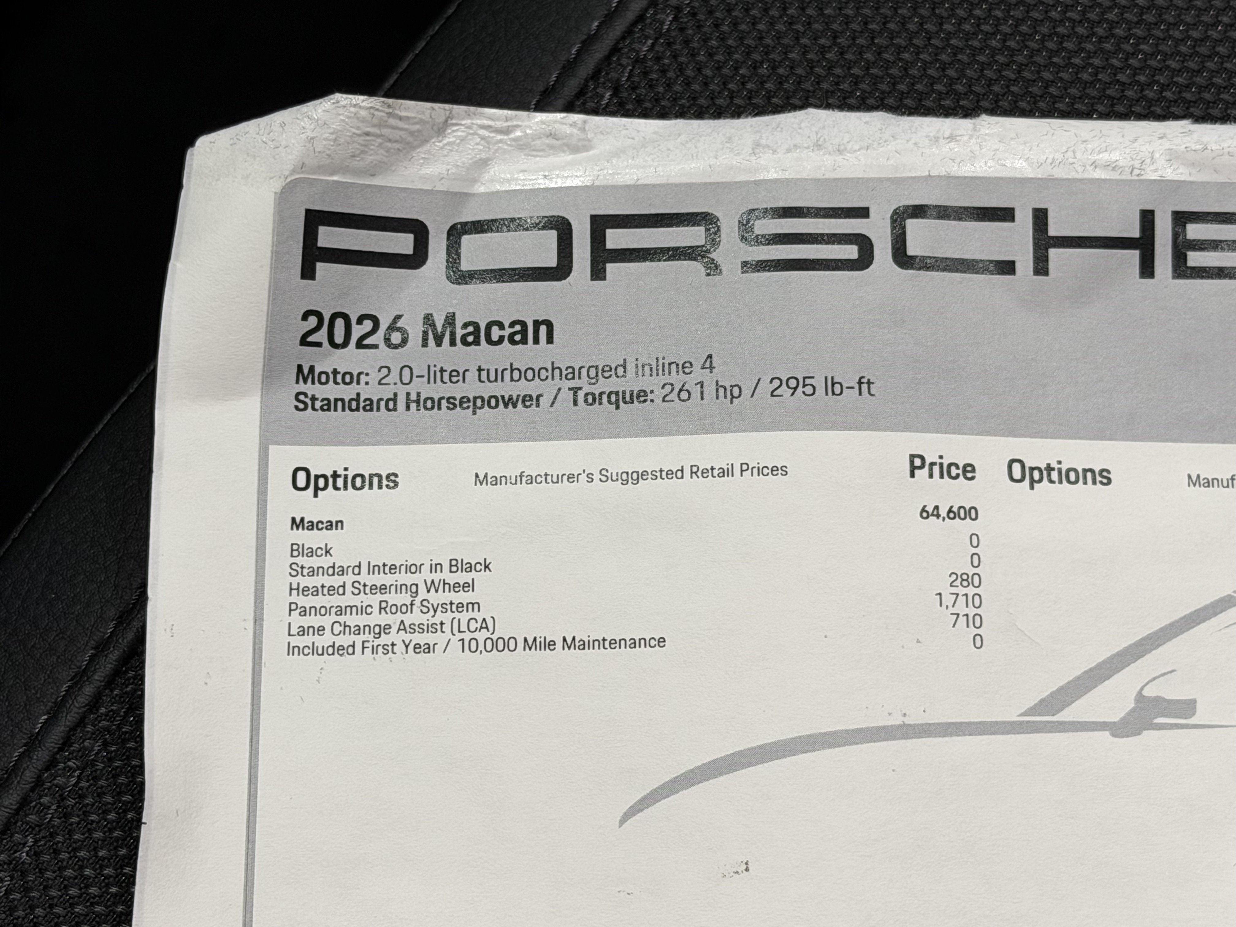 2026 Porsche Macan Base