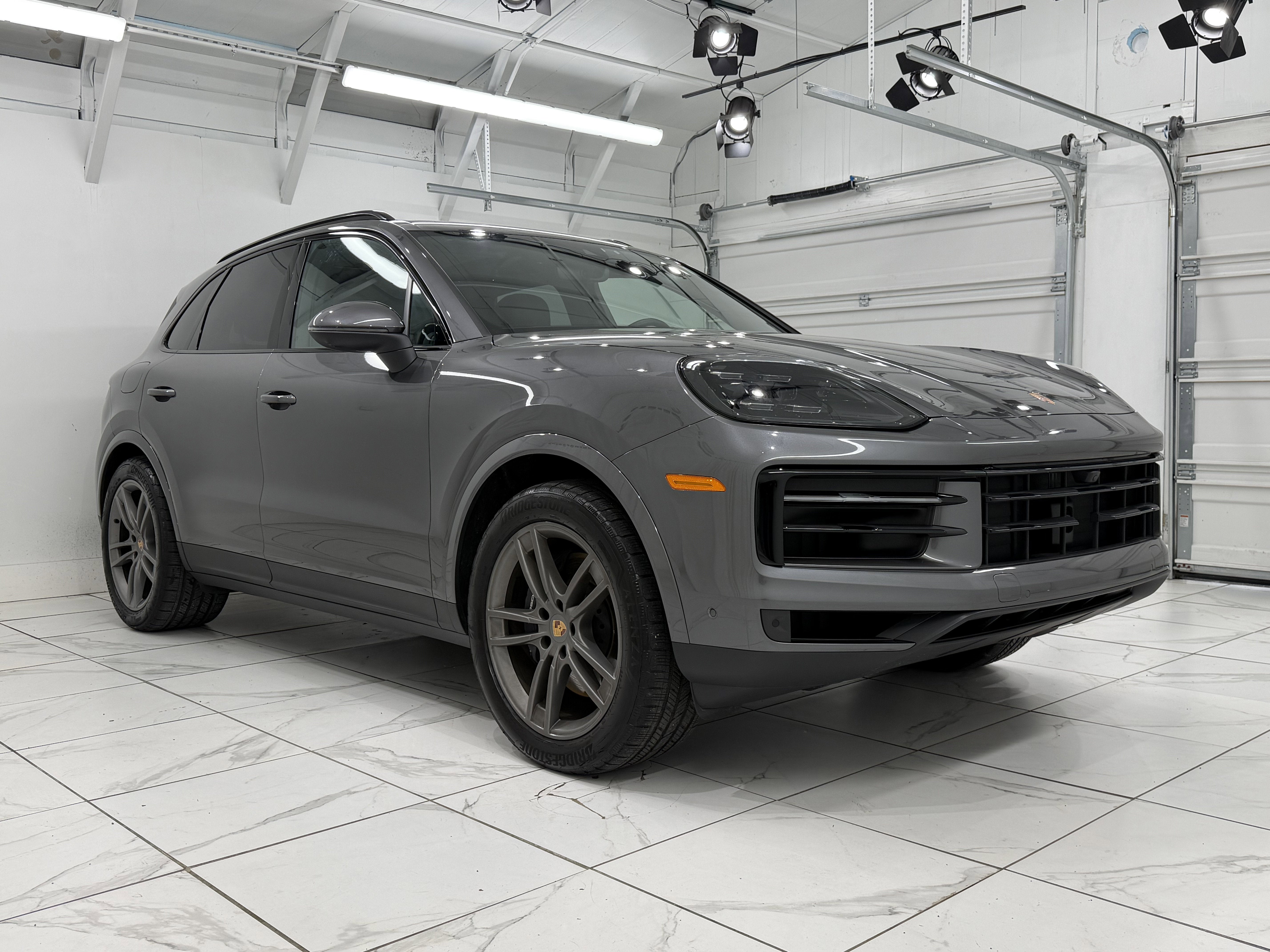 2025 Porsche Cayenne AWD