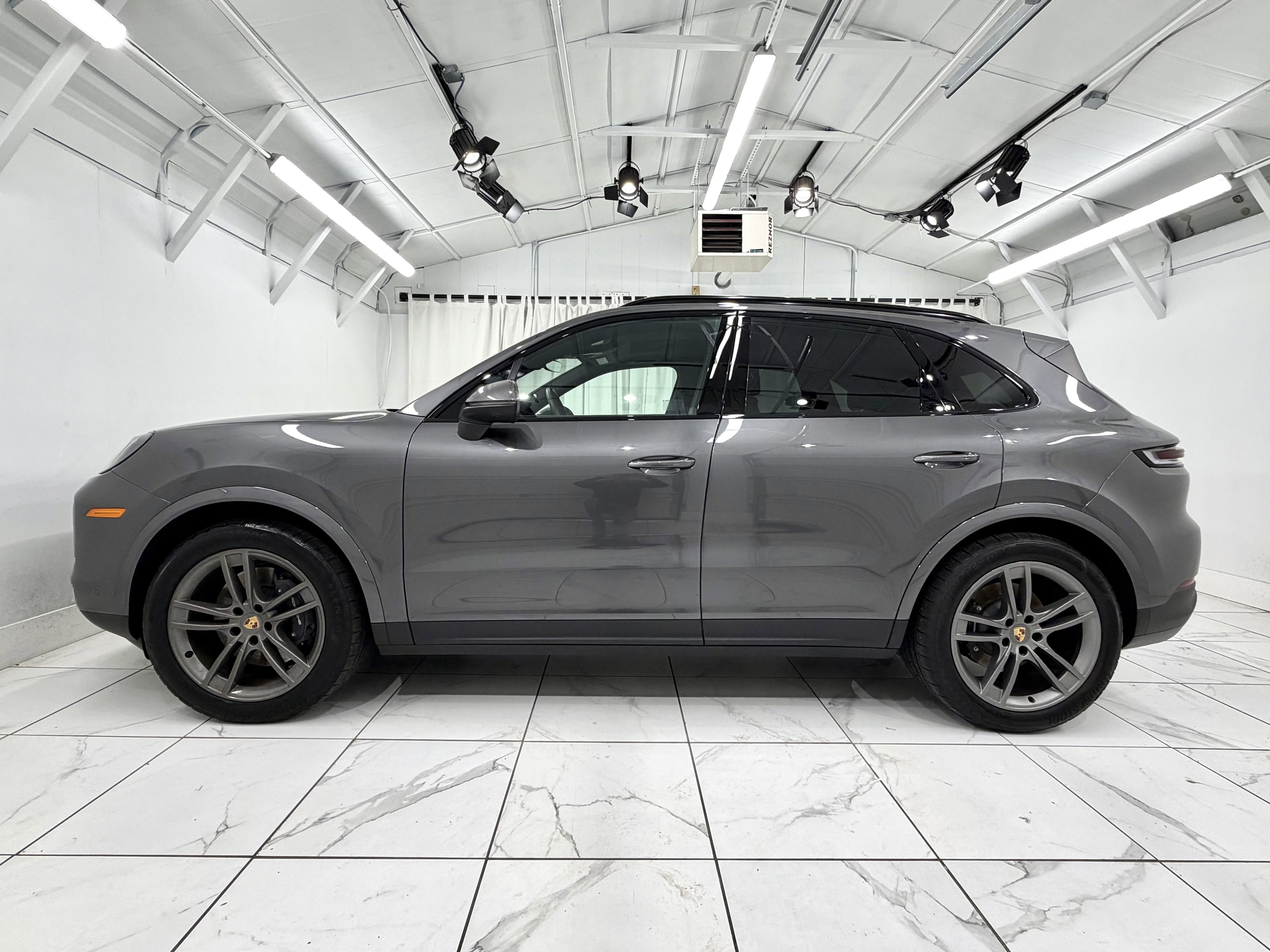 2025 Porsche Cayenne AWD