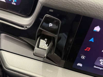 2025 Porsche Cayenne AWD