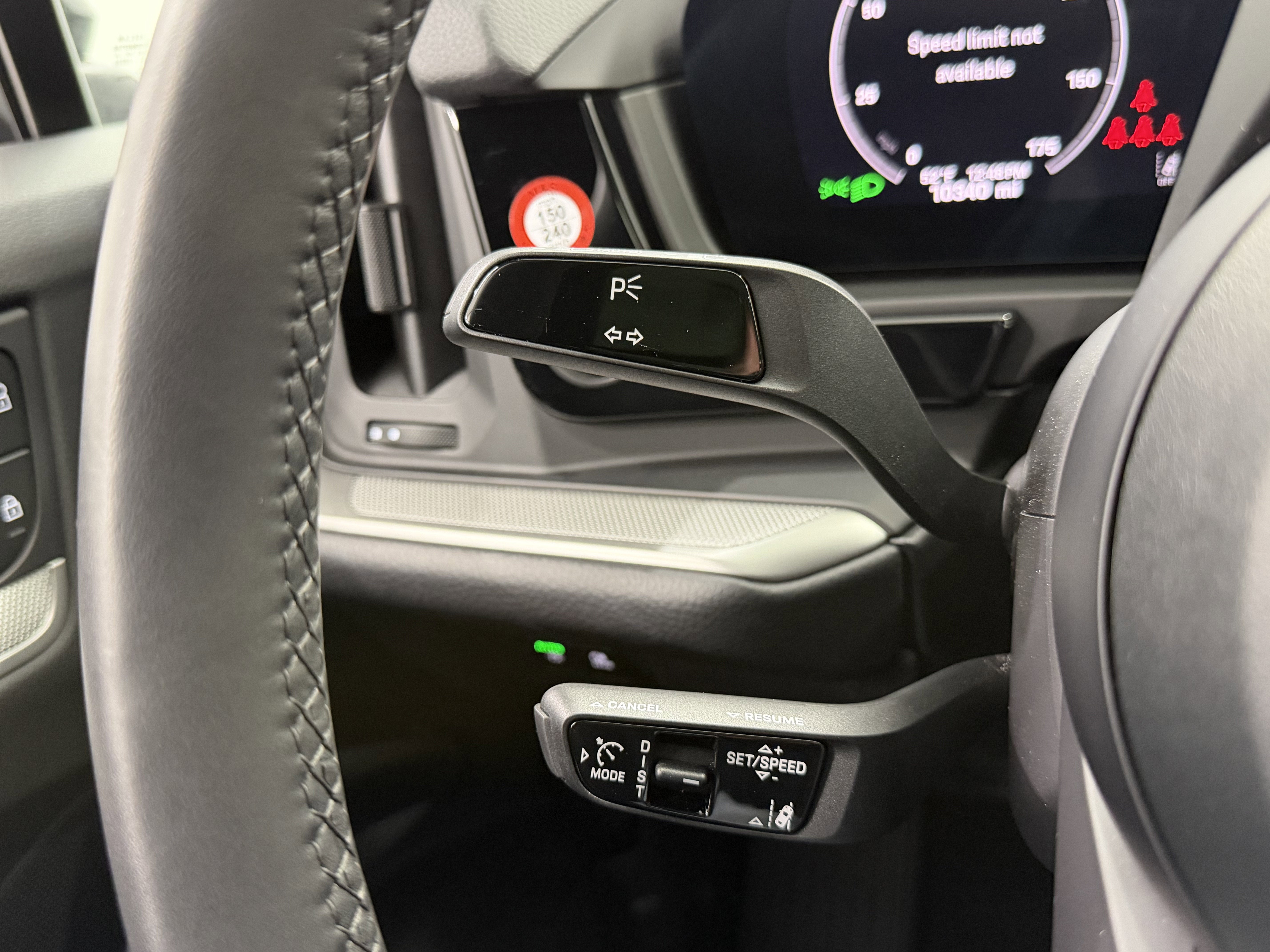 2025 Porsche Cayenne AWD