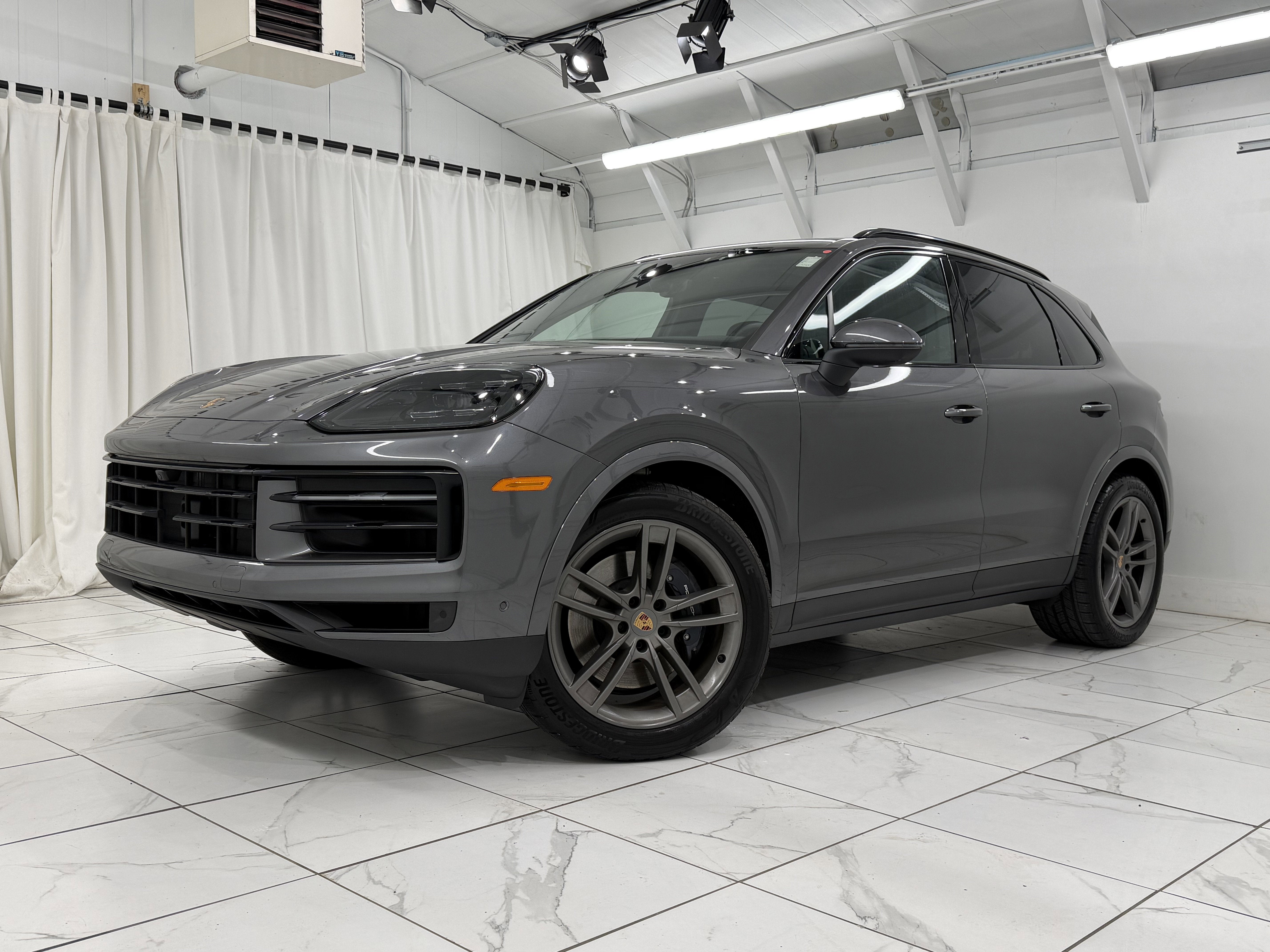 2025 Porsche Cayenne AWD