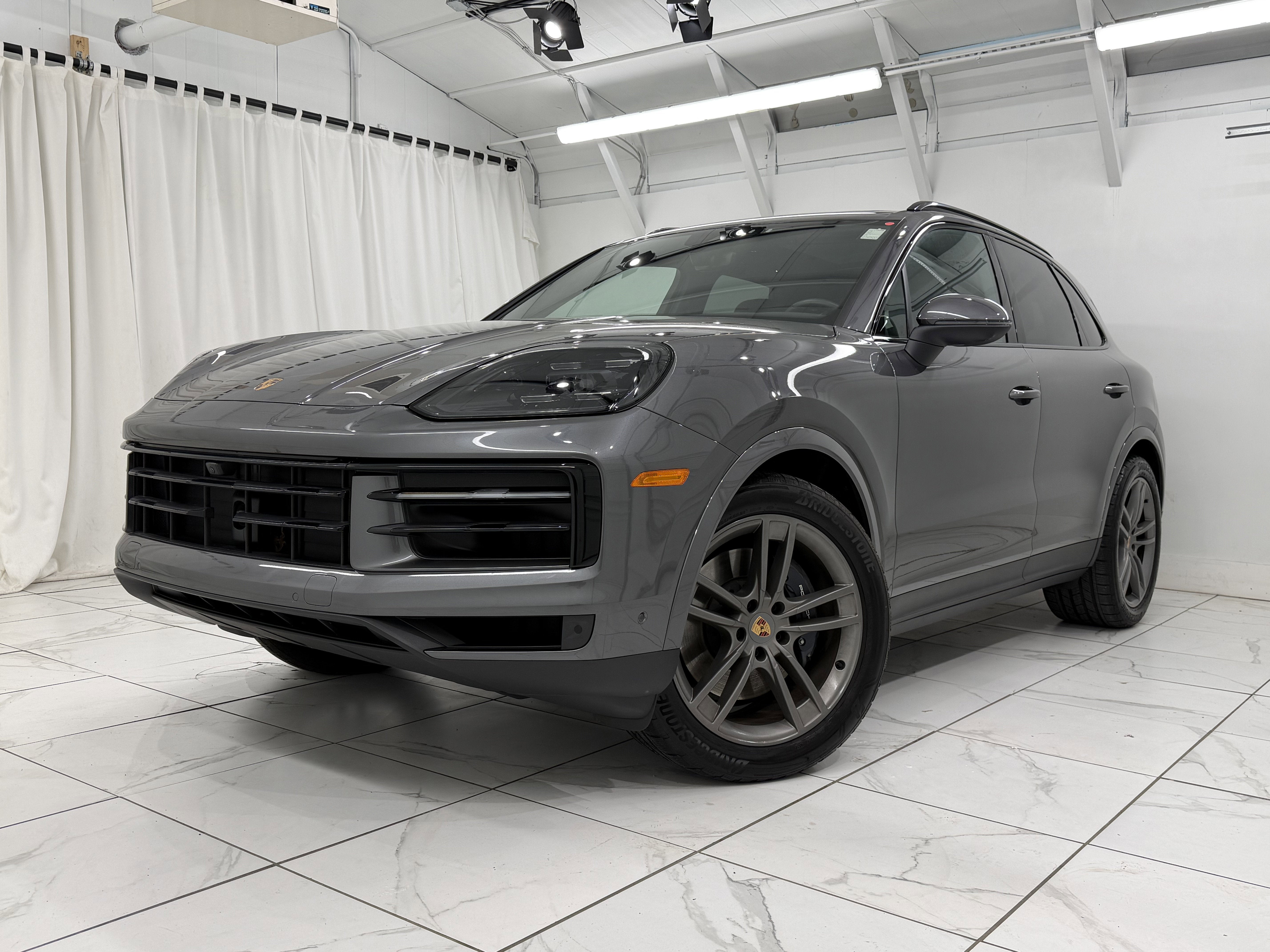 2025 Porsche Cayenne AWD