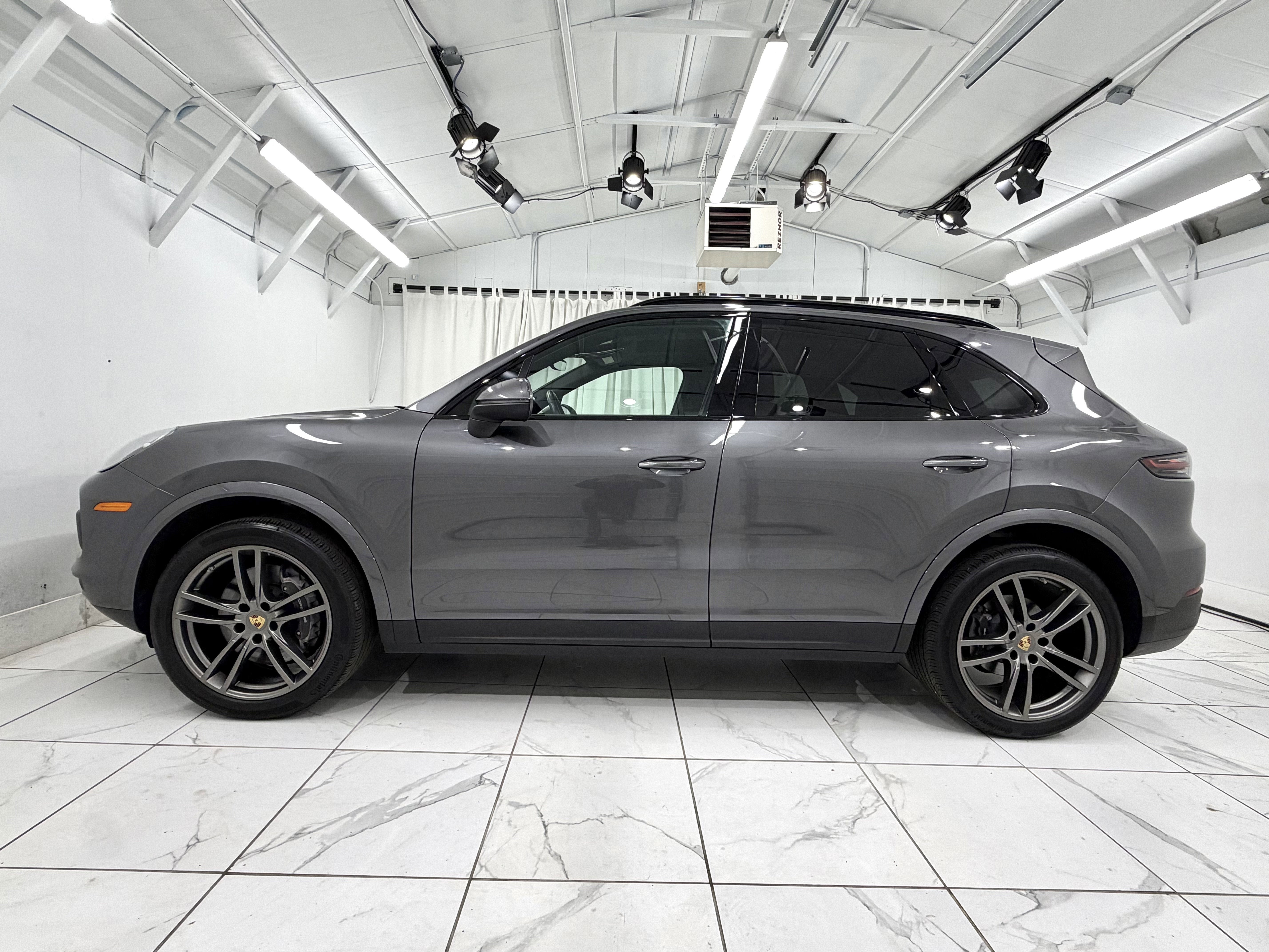 2023 Porsche Cayenne Base