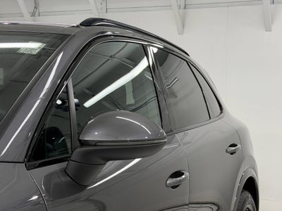 2023 Porsche Cayenne Base