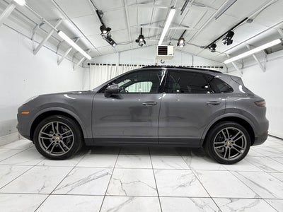 2023 Porsche Cayenne Base