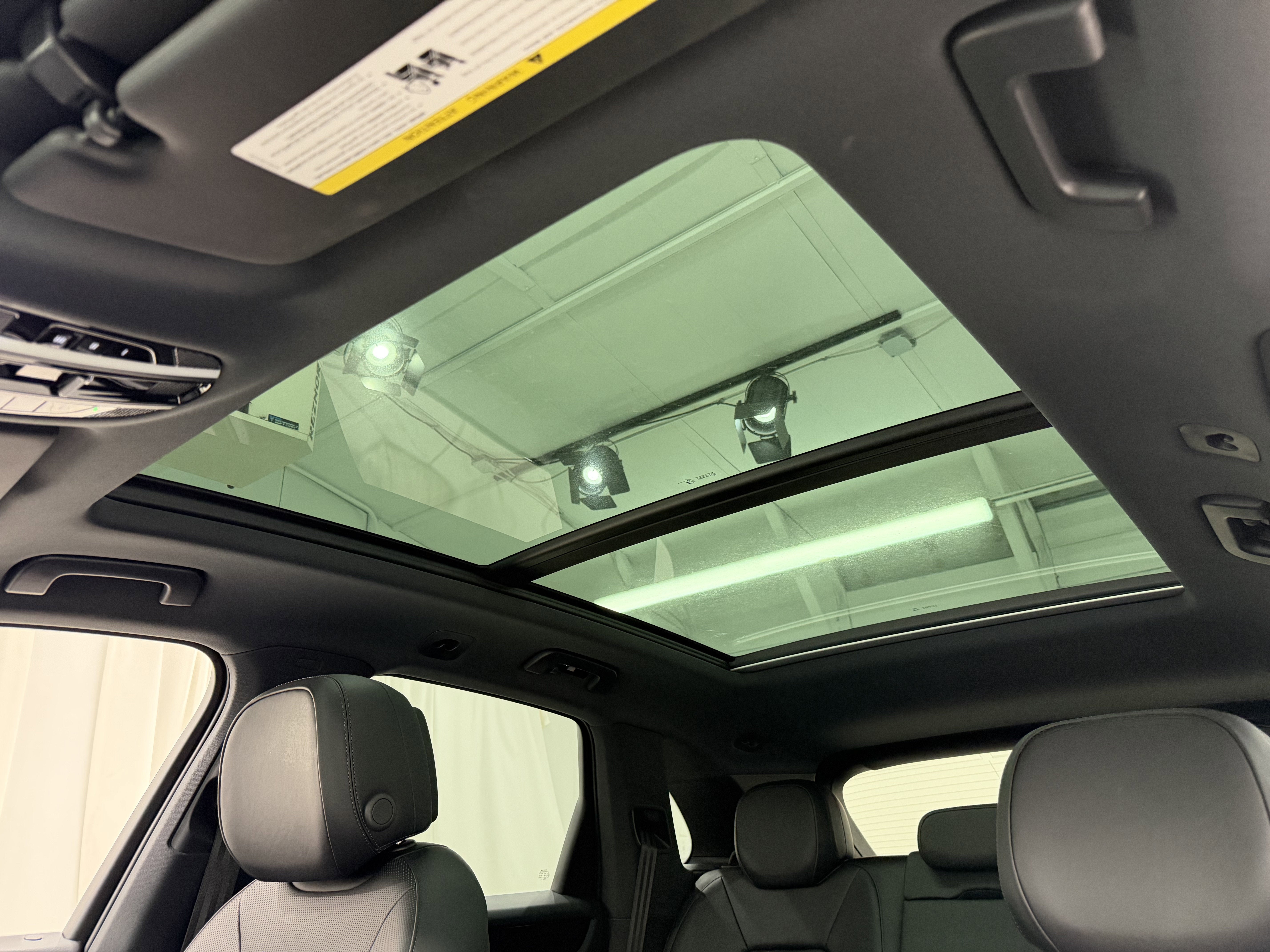 2023 Porsche Cayenne Base