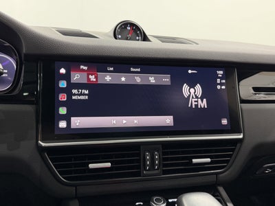 2023 Porsche Cayenne Base