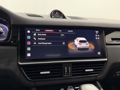 2023 Porsche Cayenne Base