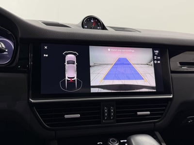 2023 Porsche Cayenne Base