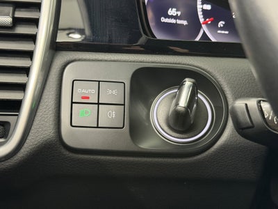 2023 Porsche Cayenne Base