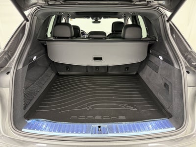 2023 Porsche Cayenne Base