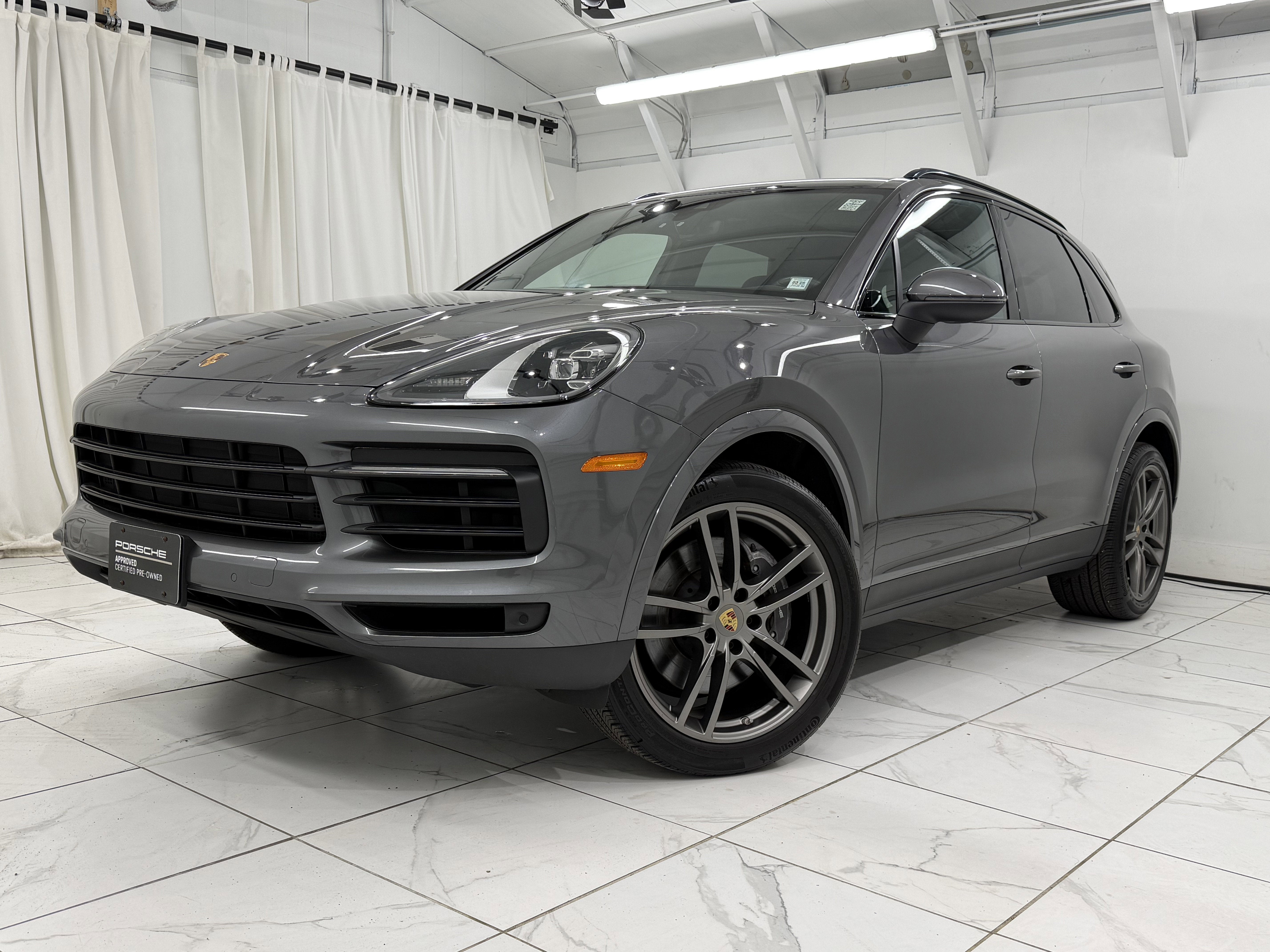 2023 Porsche Cayenne Base