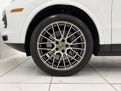 2023 Porsche Cayenne Platinum Edition