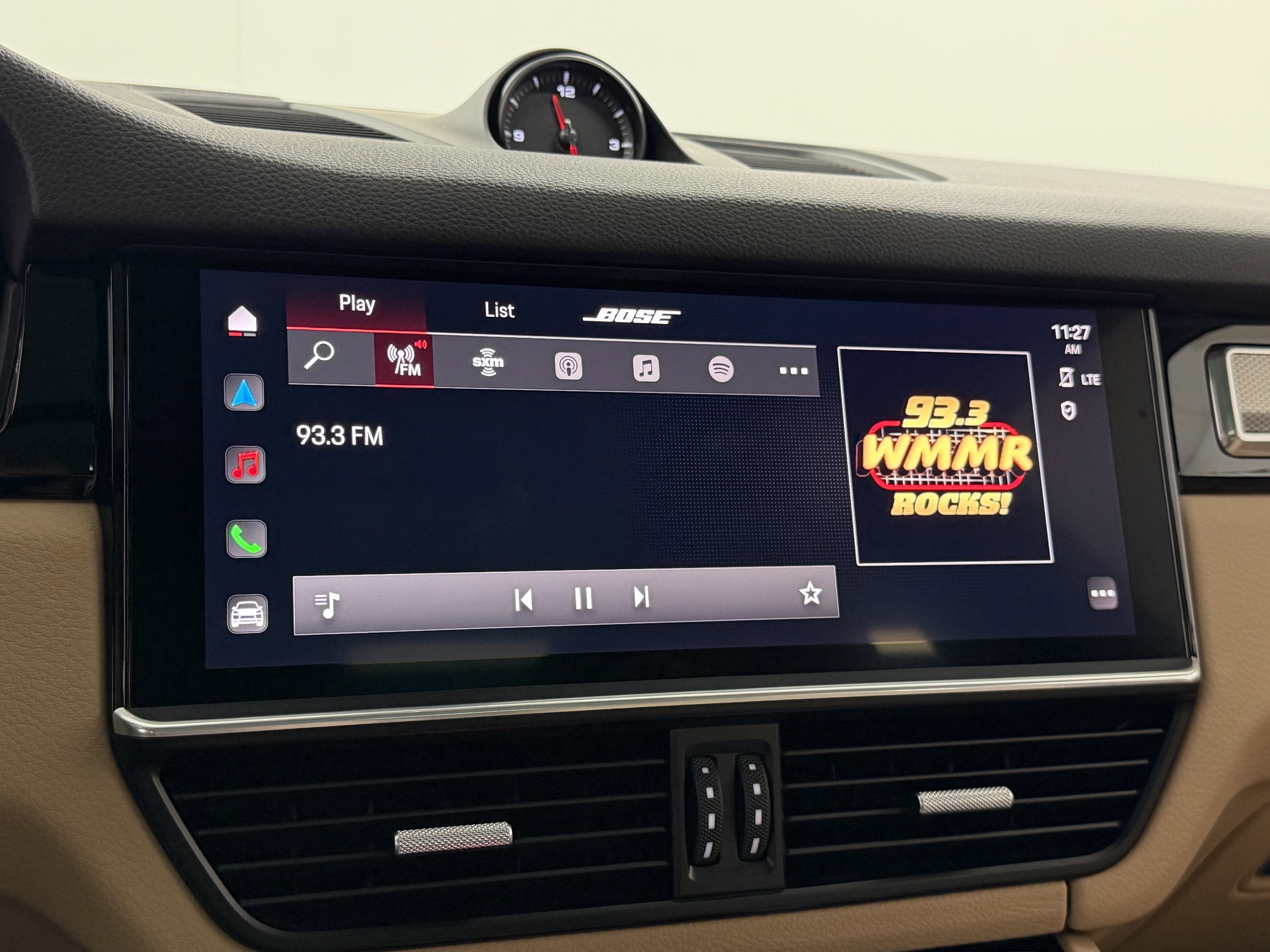 2023 Porsche Cayenne Platinum Edition