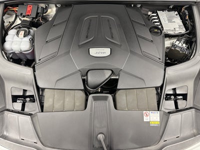 2023 Porsche Cayenne Platinum Edition