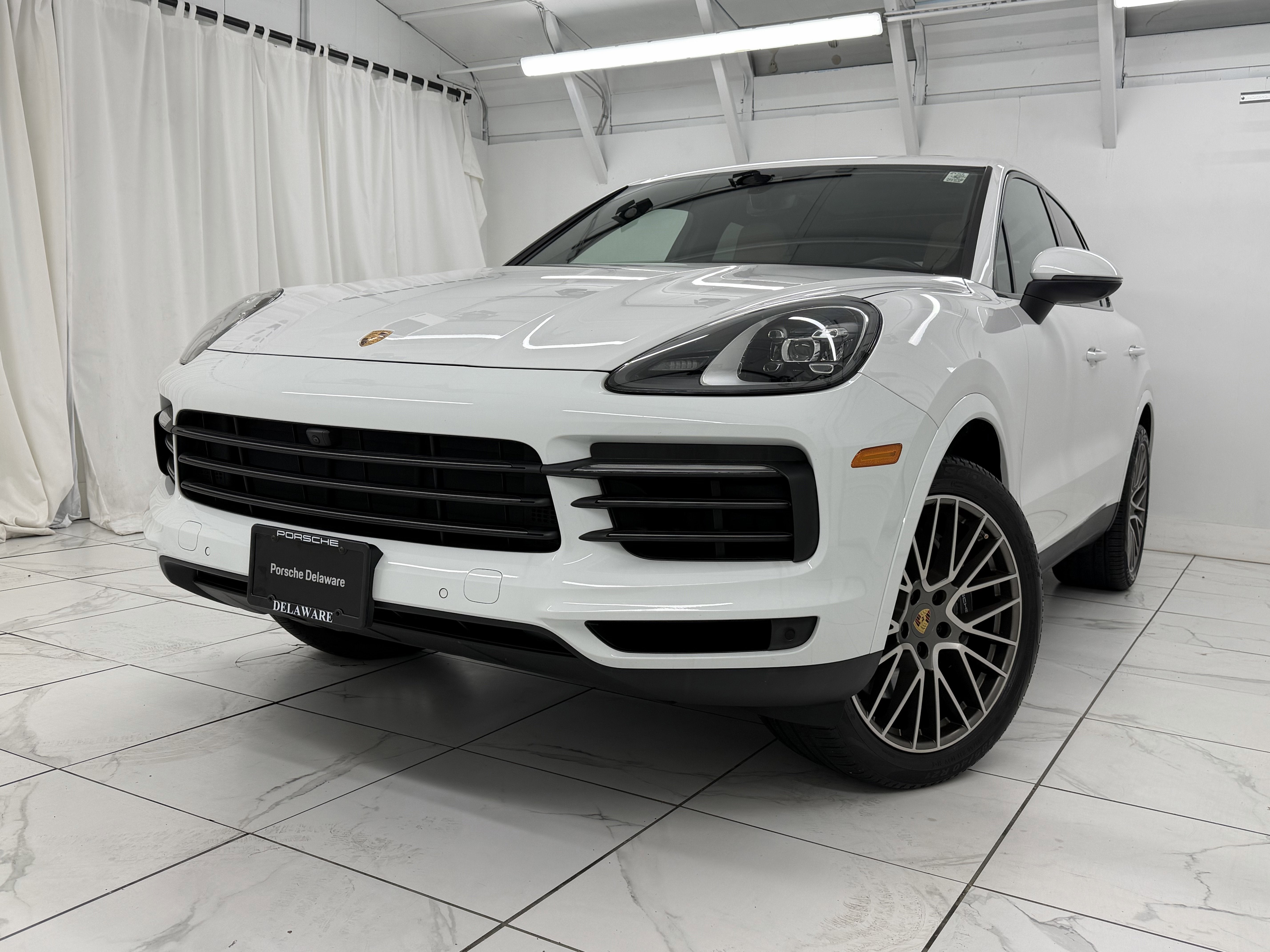 2023 Porsche Cayenne Platinum Edition