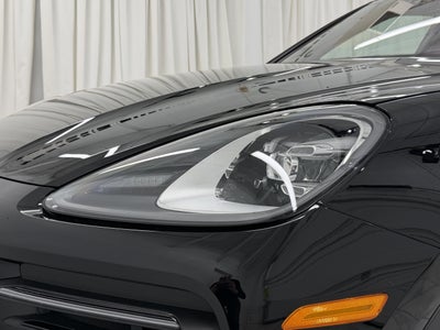 2023 Porsche Cayenne Base