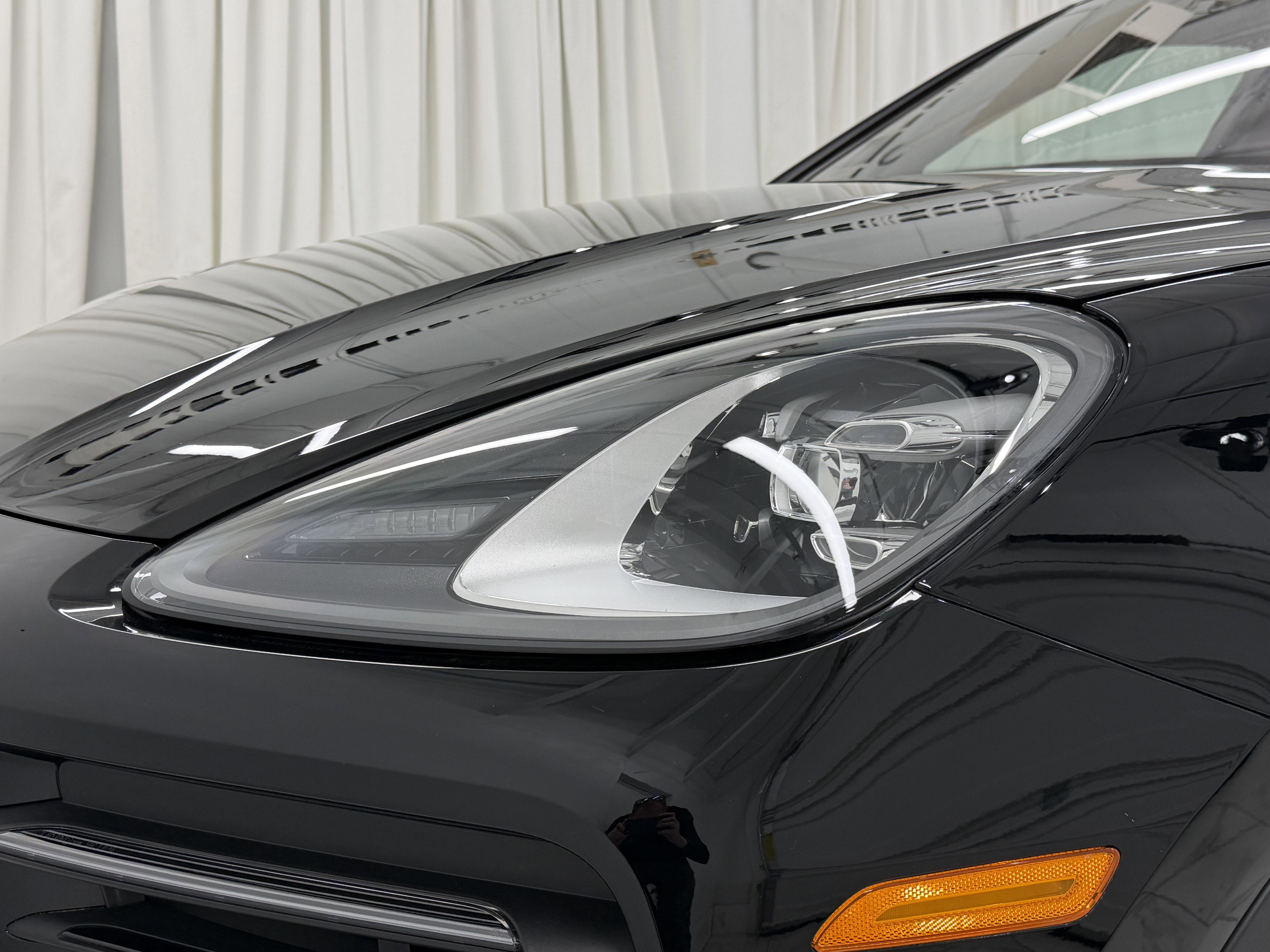 2023 Porsche Cayenne Base