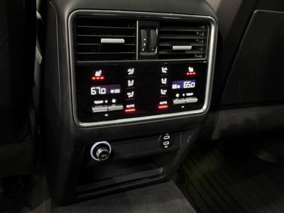 2023 Porsche Cayenne Base