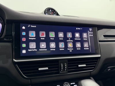 2023 Porsche Cayenne Base