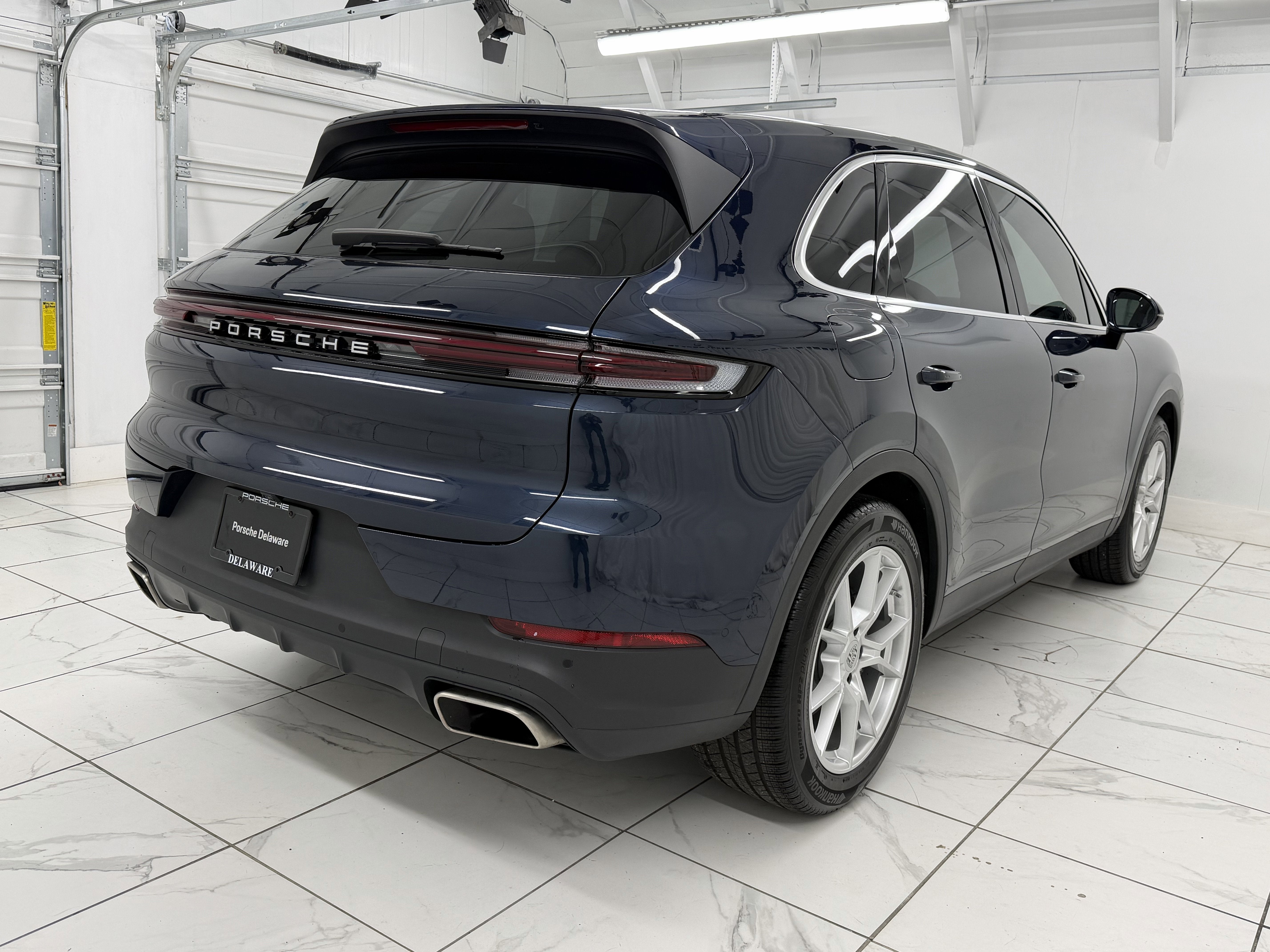 2024 Porsche Cayenne AWD