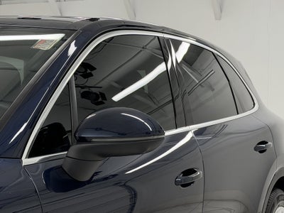 2024 Porsche Cayenne AWD