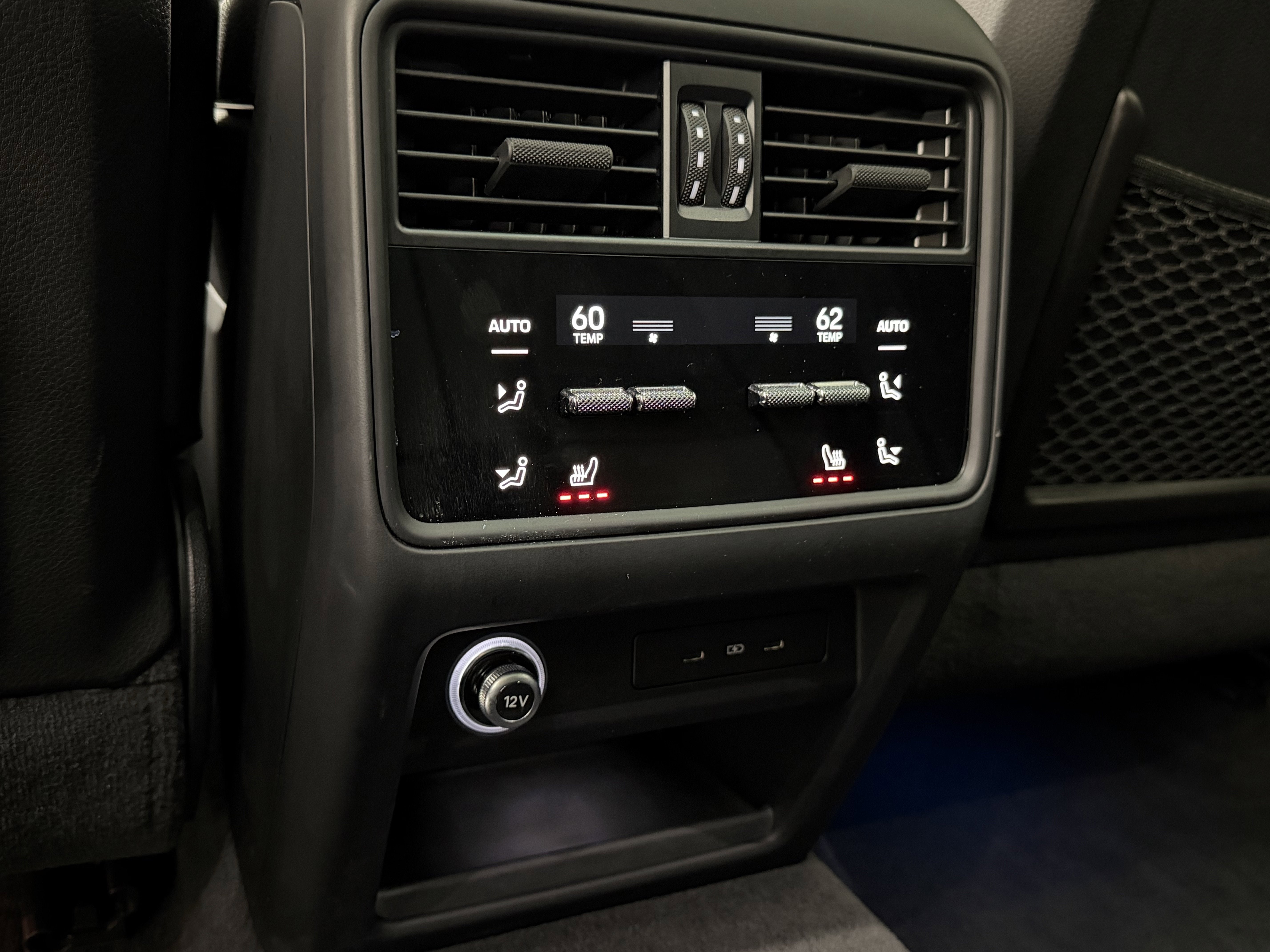 2024 Porsche Cayenne AWD