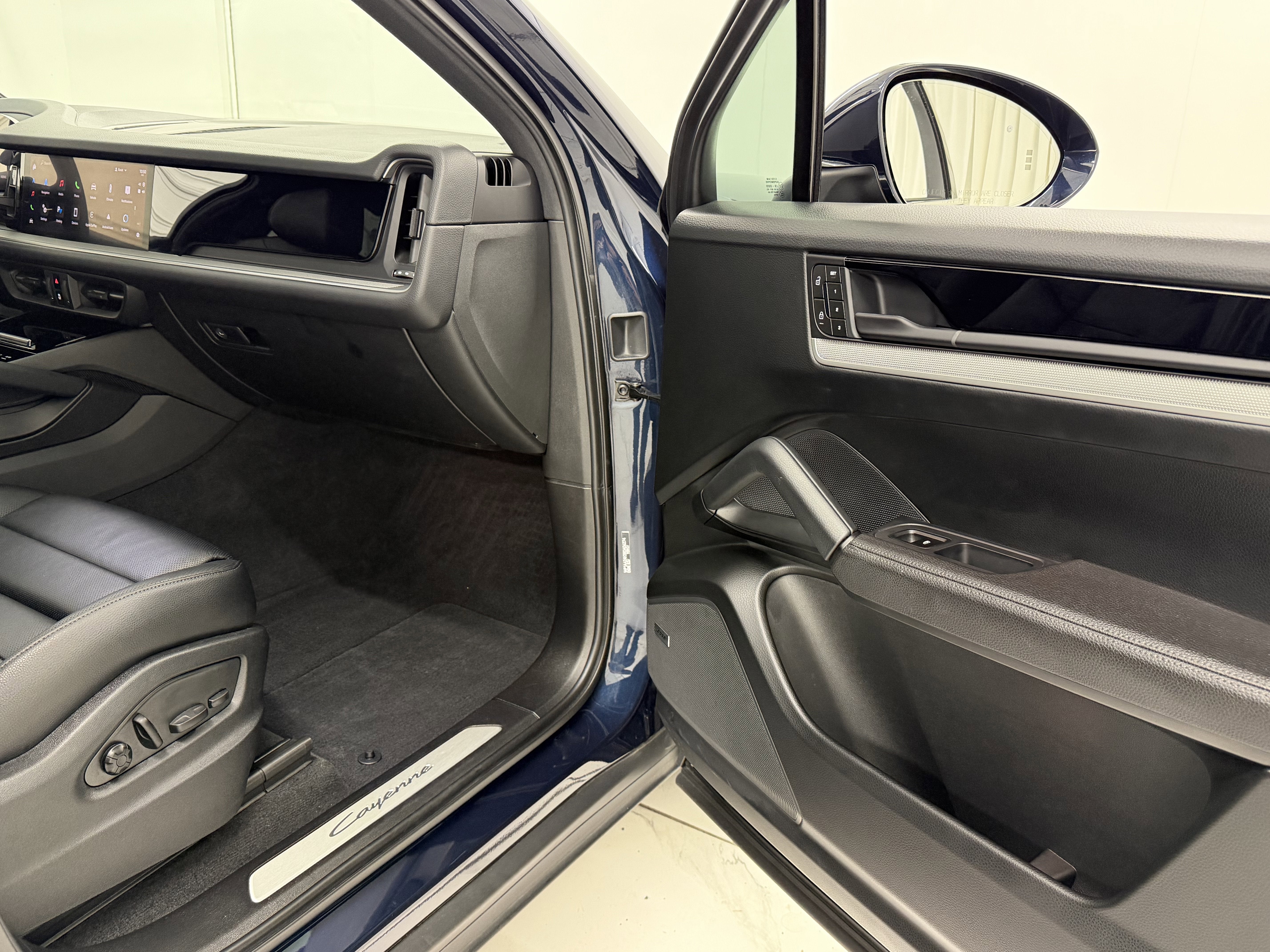 2024 Porsche Cayenne AWD