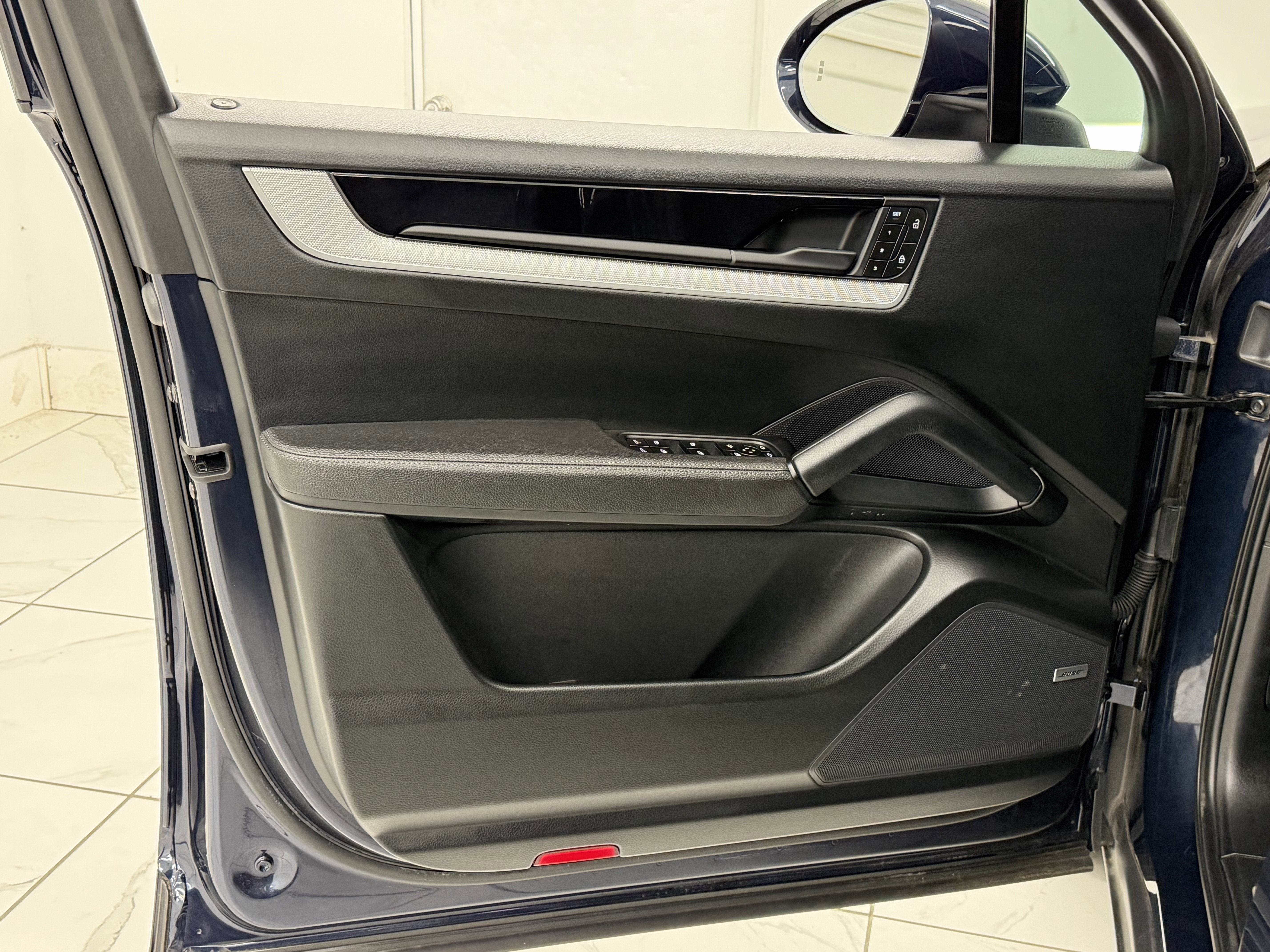 2024 Porsche Cayenne AWD