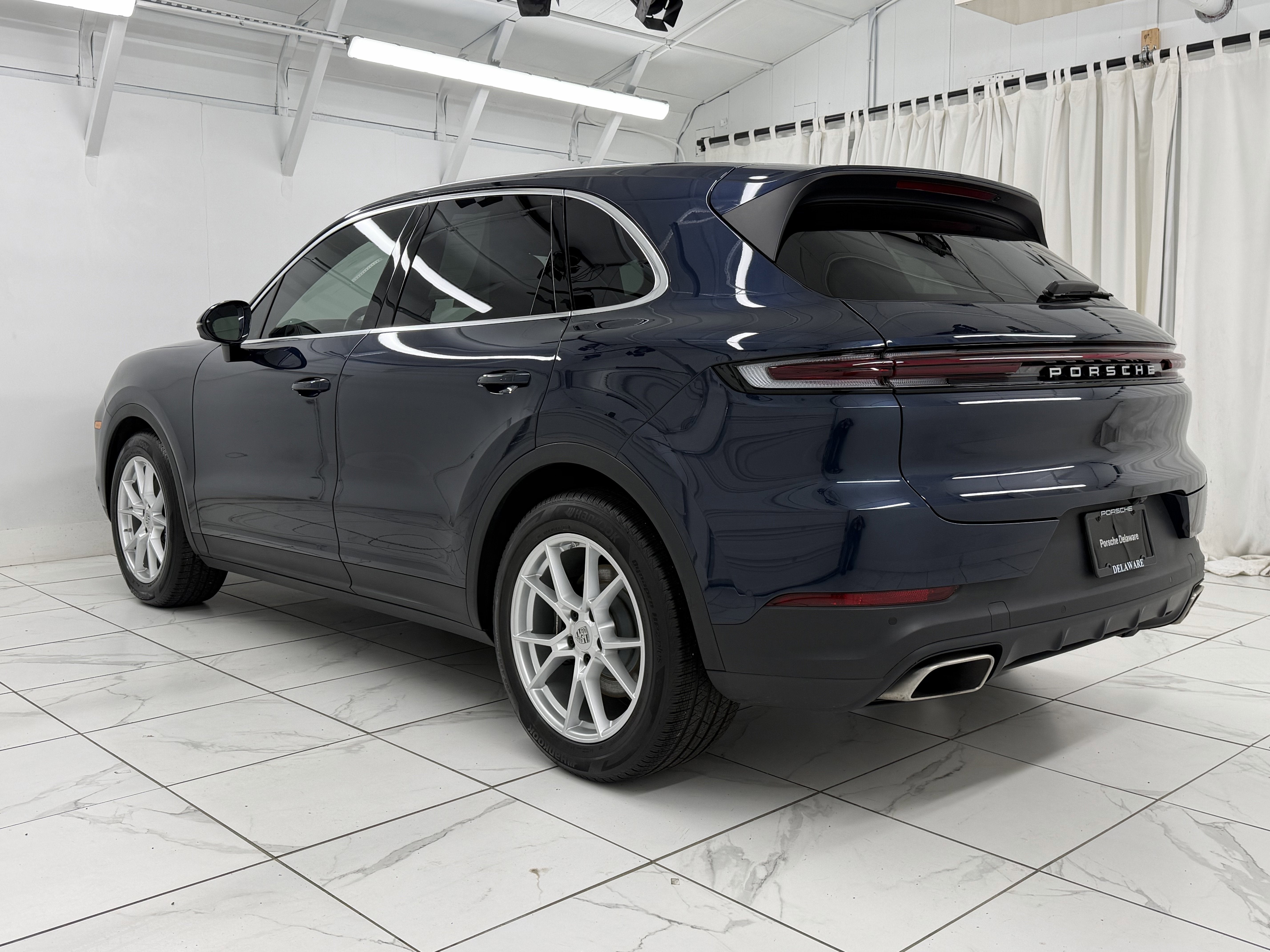 2024 Porsche Cayenne AWD