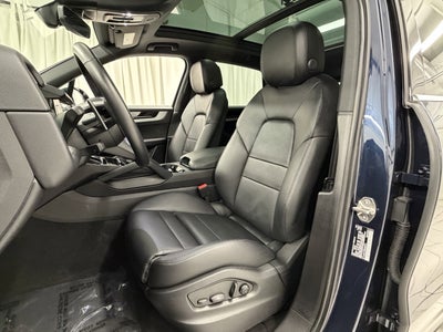 2024 Porsche Cayenne AWD