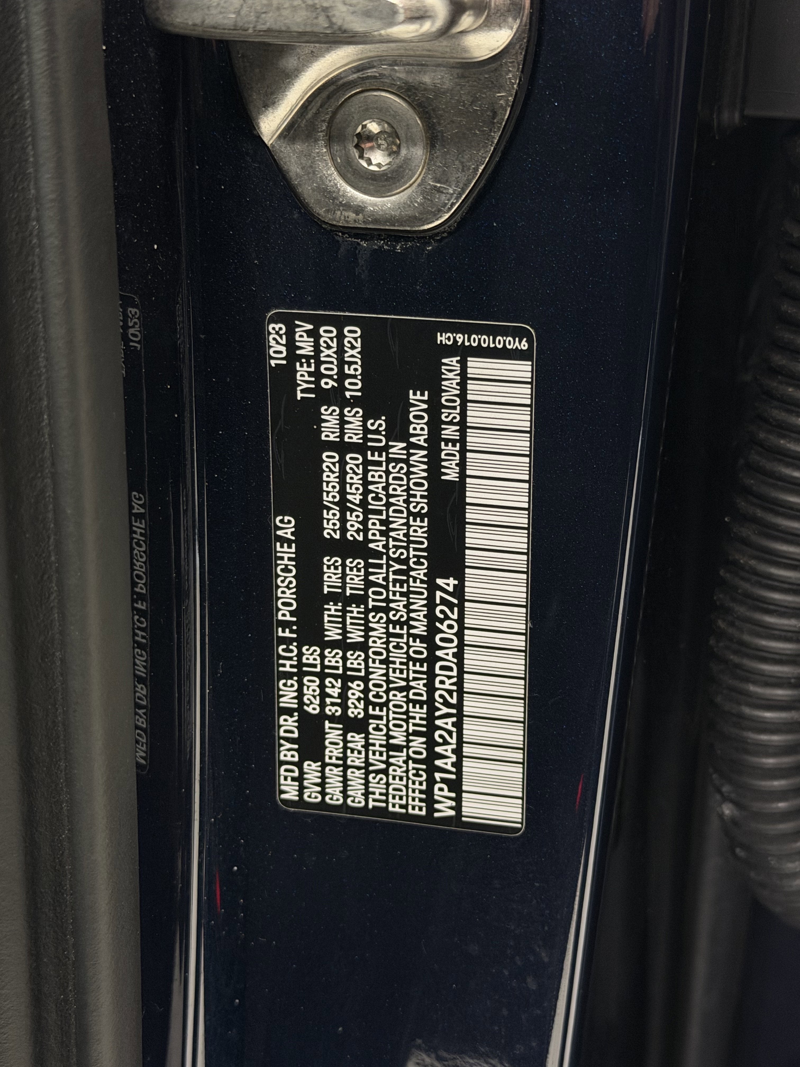 2024 Porsche Cayenne AWD