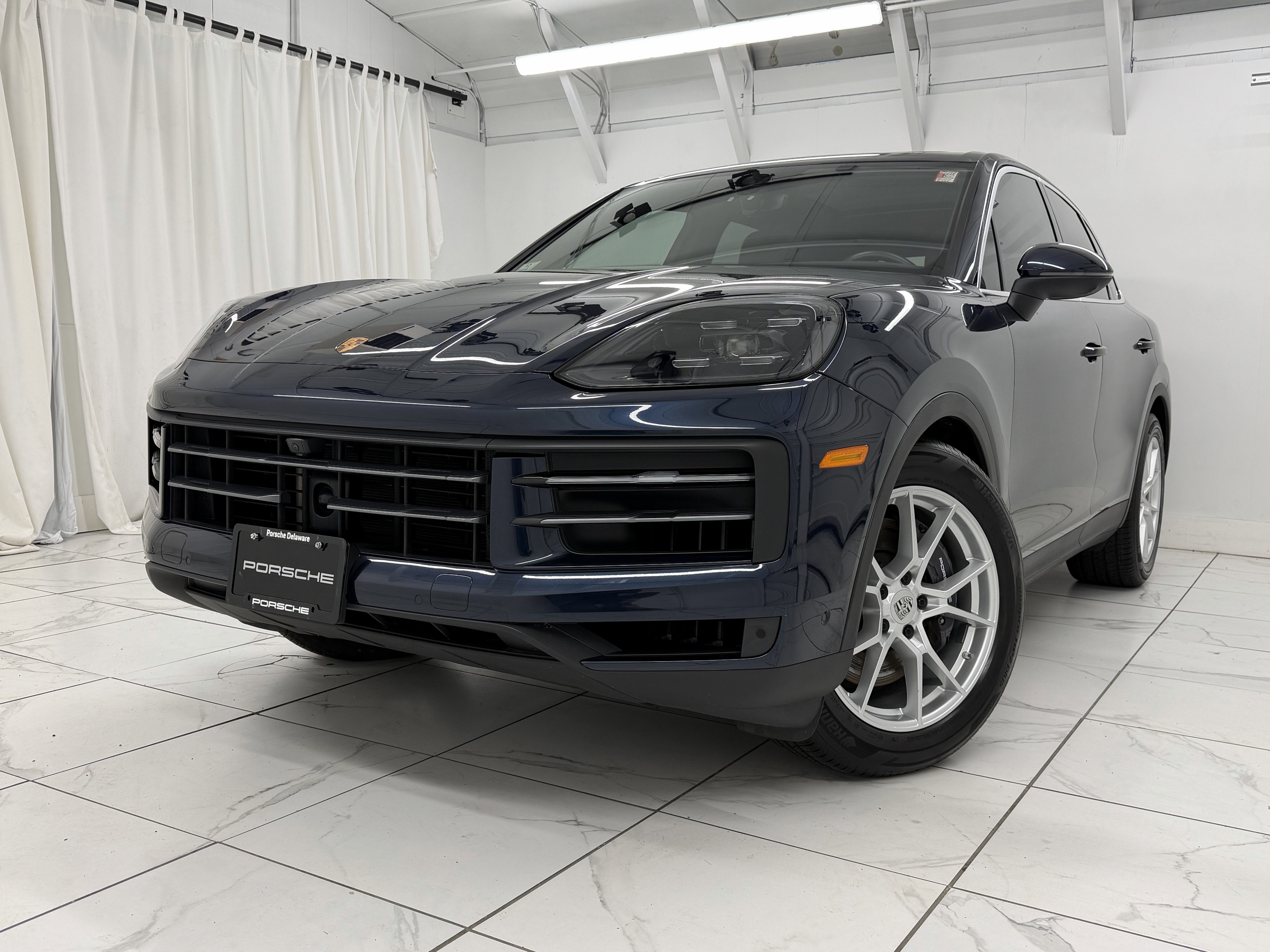 2024 Porsche Cayenne AWD