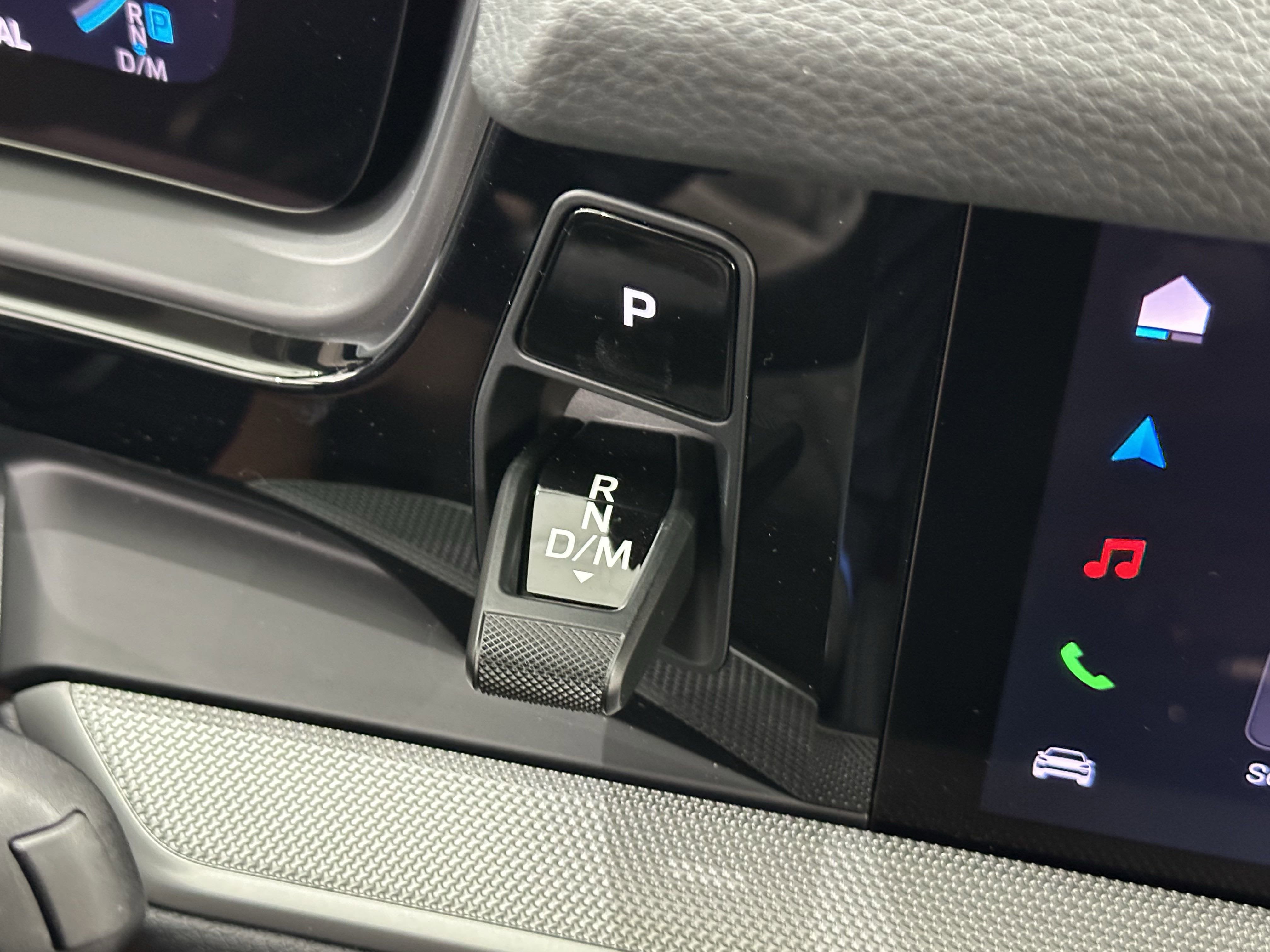 2025 Porsche Cayenne AWD