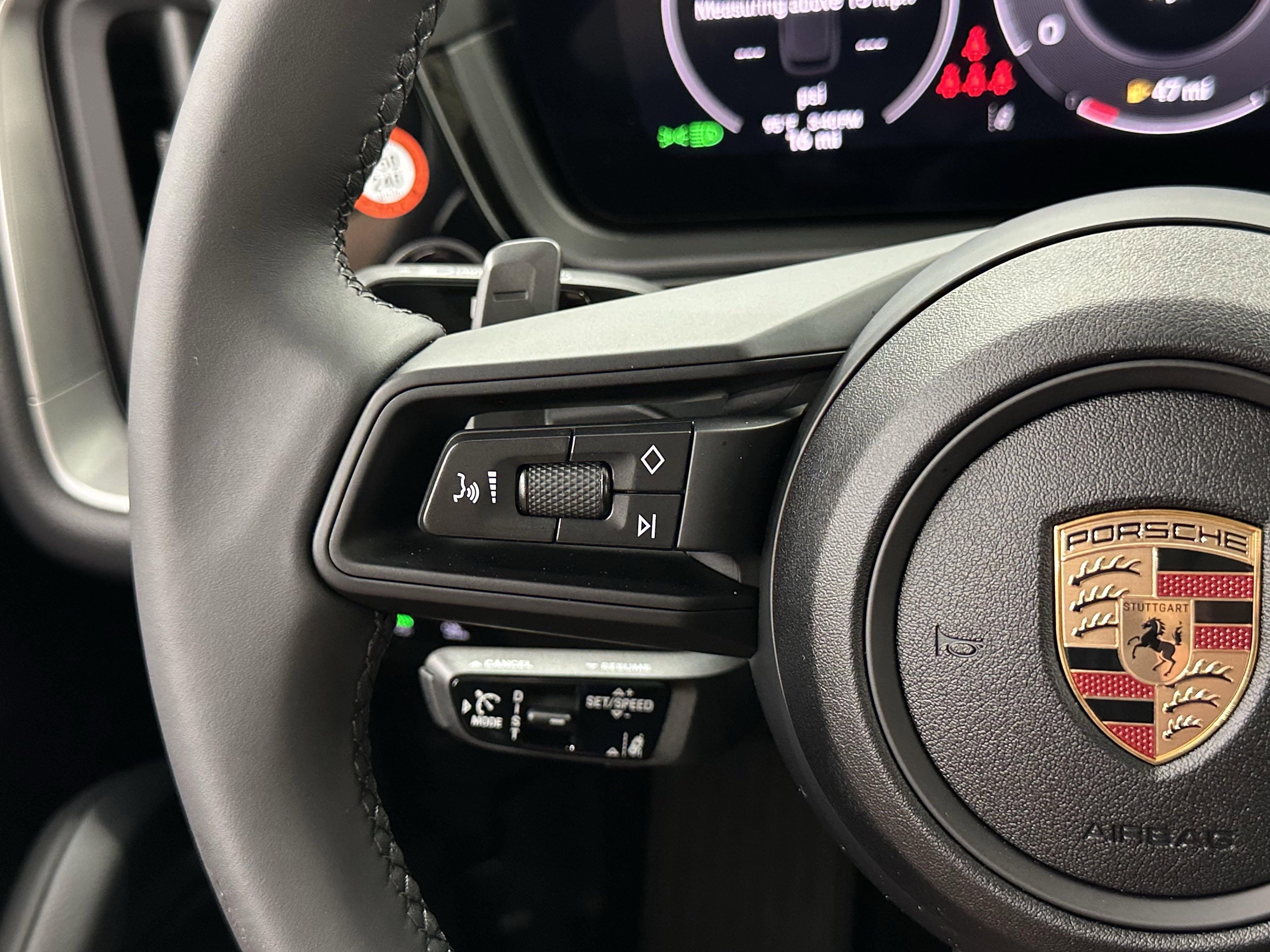 2025 Porsche Cayenne AWD