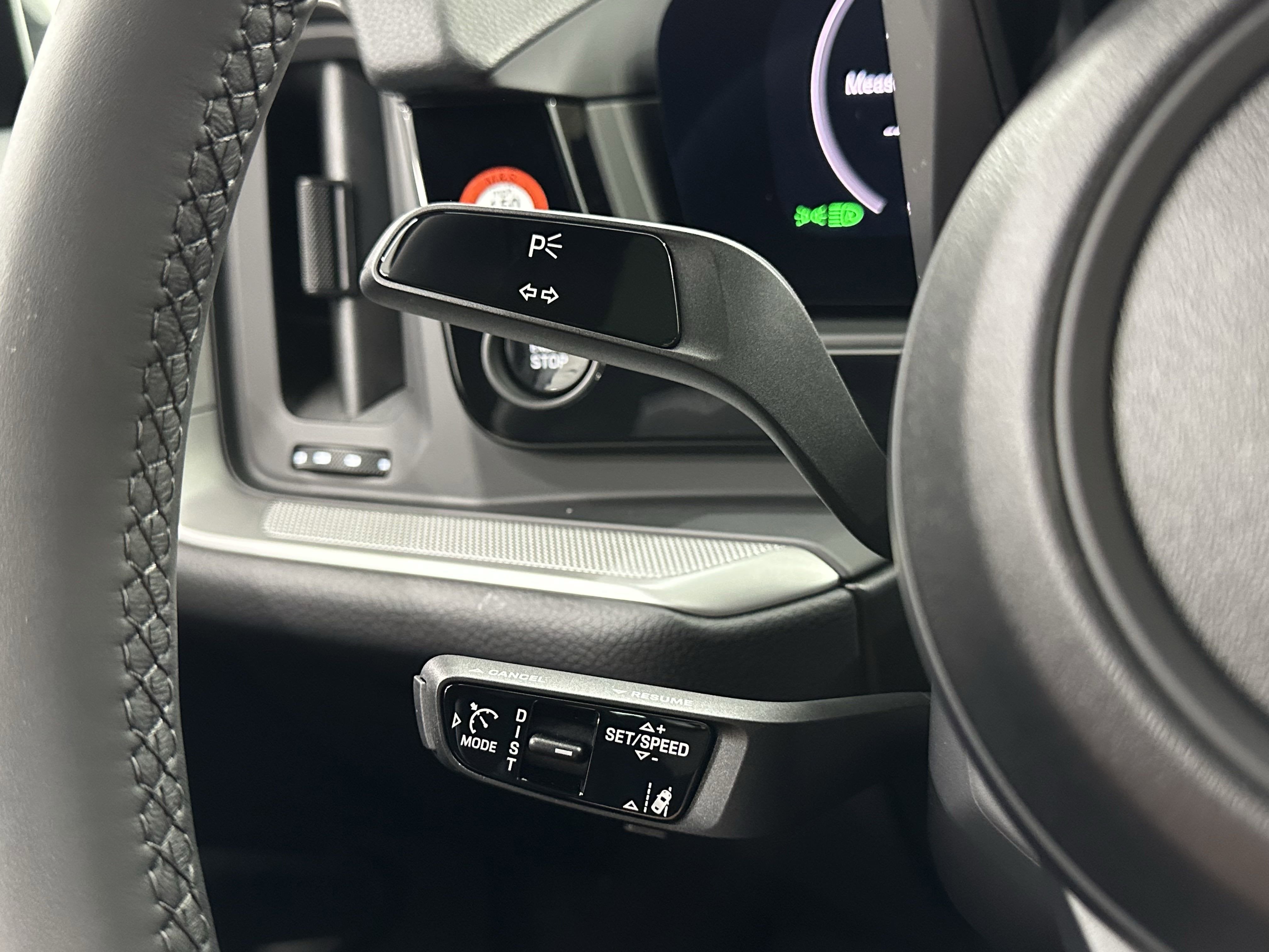 2025 Porsche Cayenne AWD