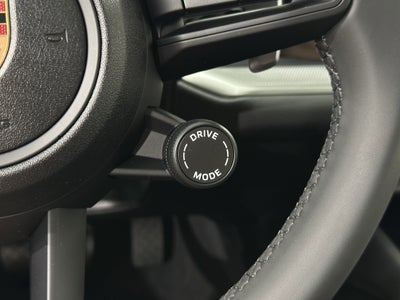 2025 Porsche Cayenne AWD