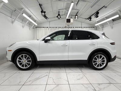 2023 Porsche Cayenne Base
