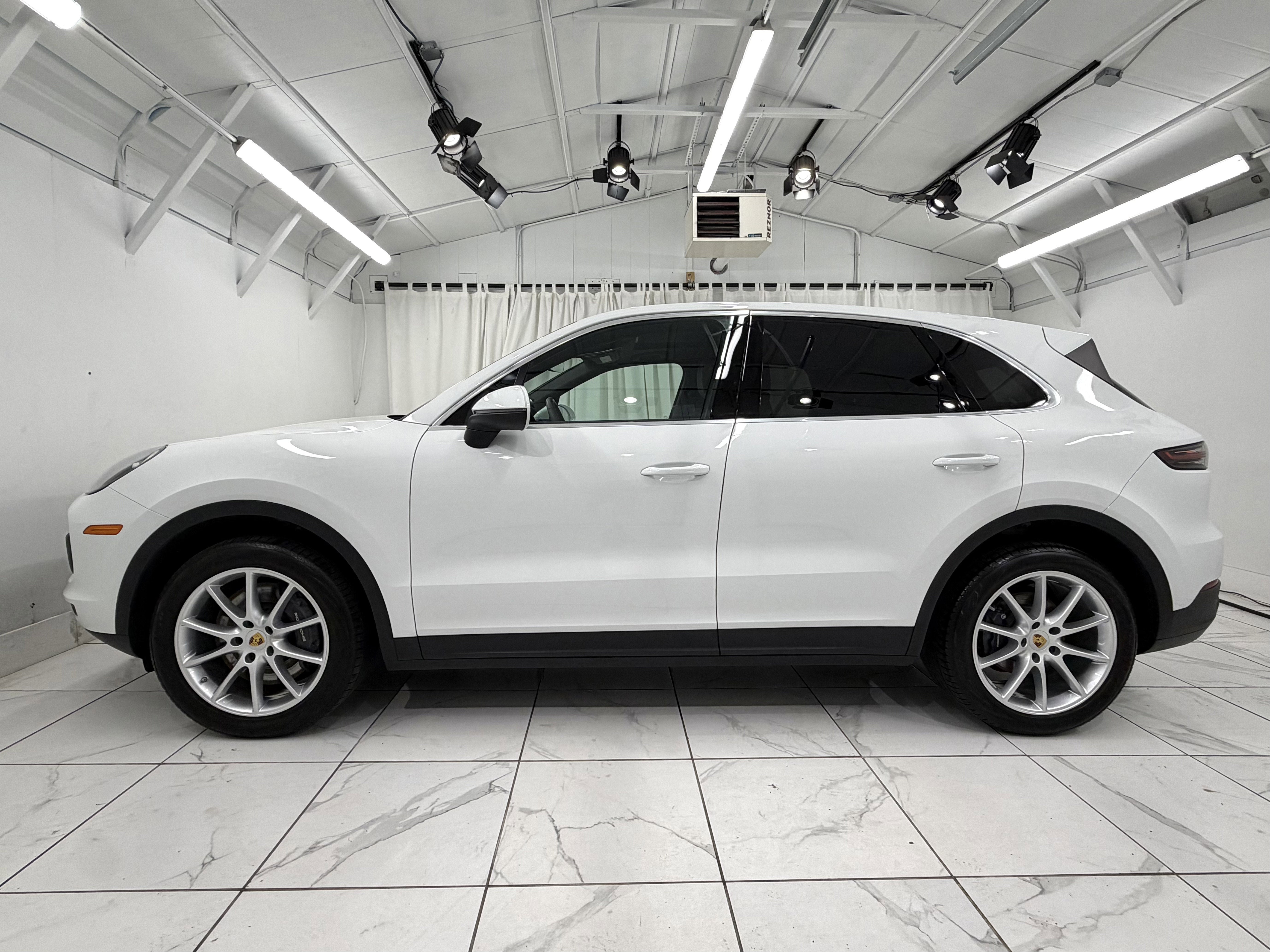 2023 Porsche Cayenne Base