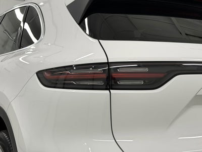 2023 Porsche Cayenne Base