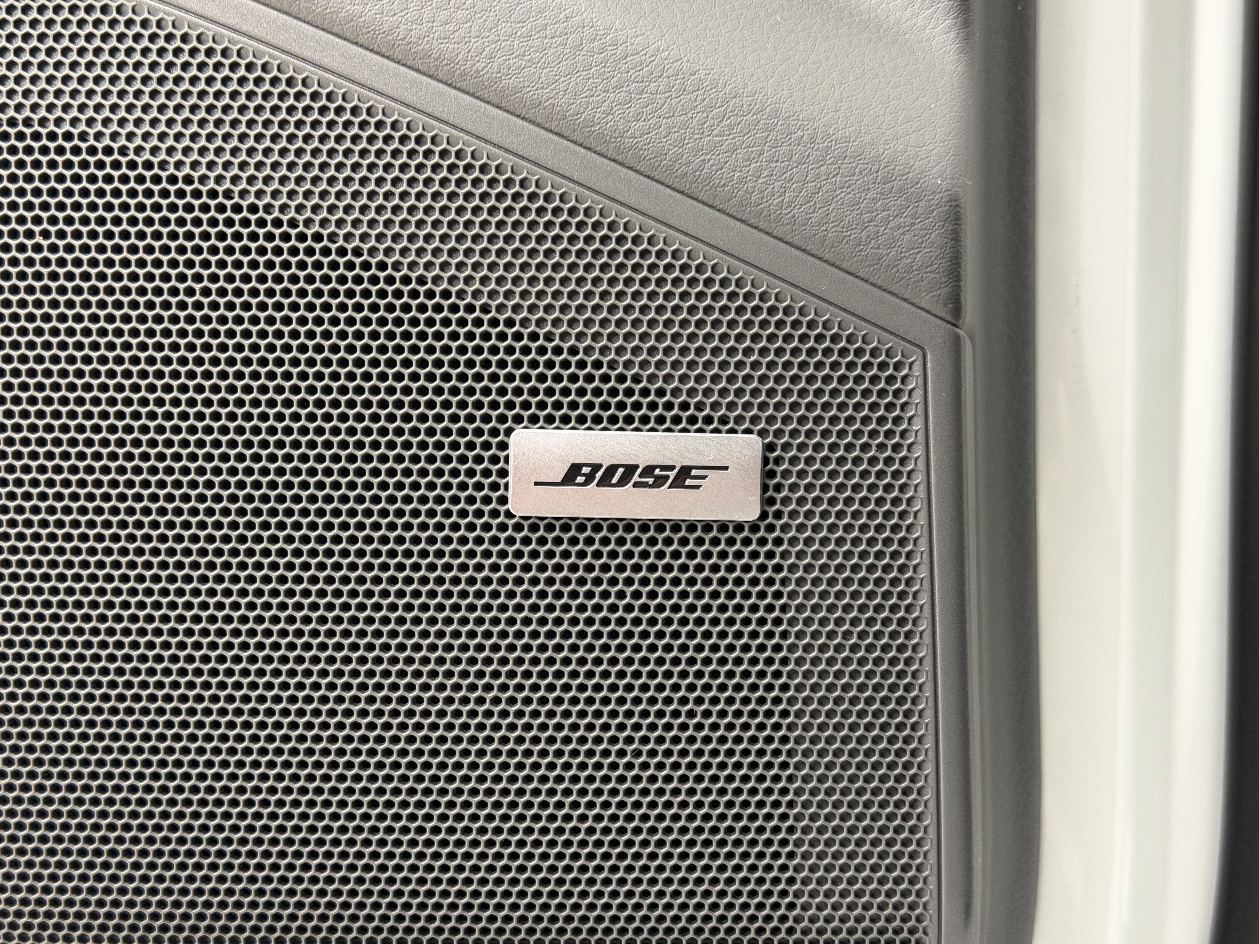 2023 Porsche Cayenne Base