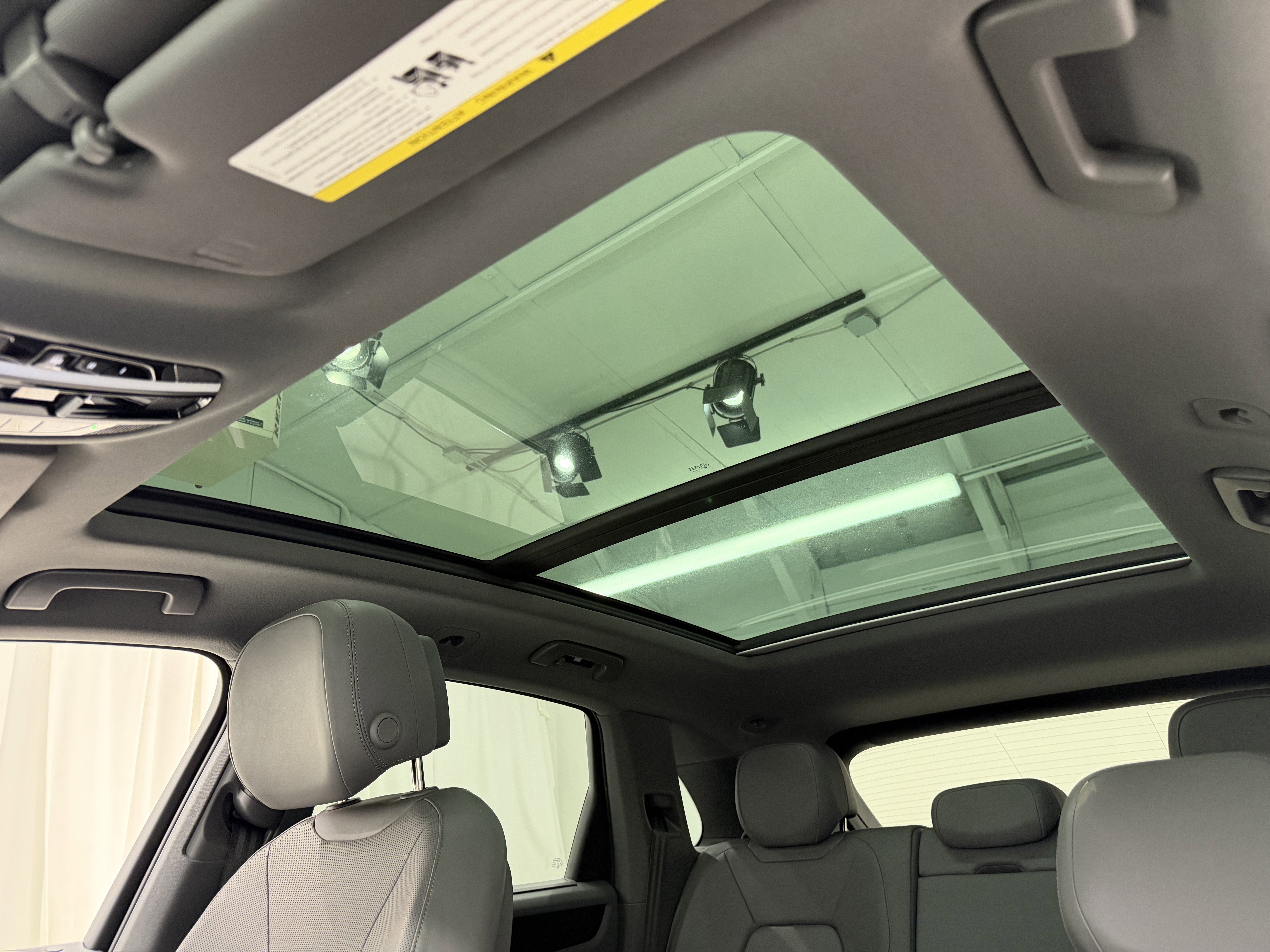 2023 Porsche Cayenne Base