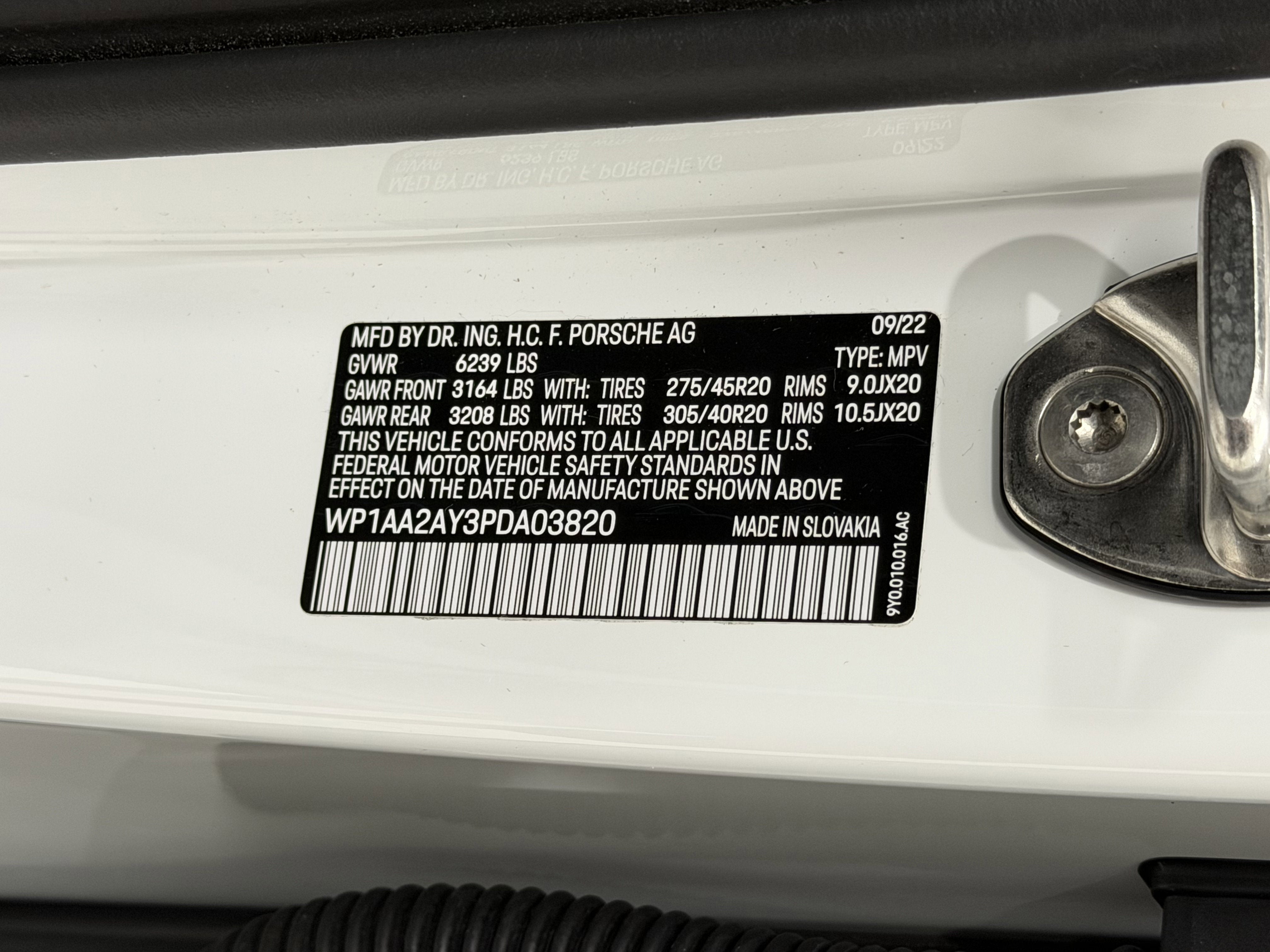 2023 Porsche Cayenne Base