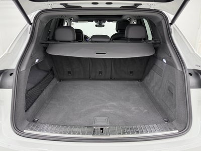 2023 Porsche Cayenne Base