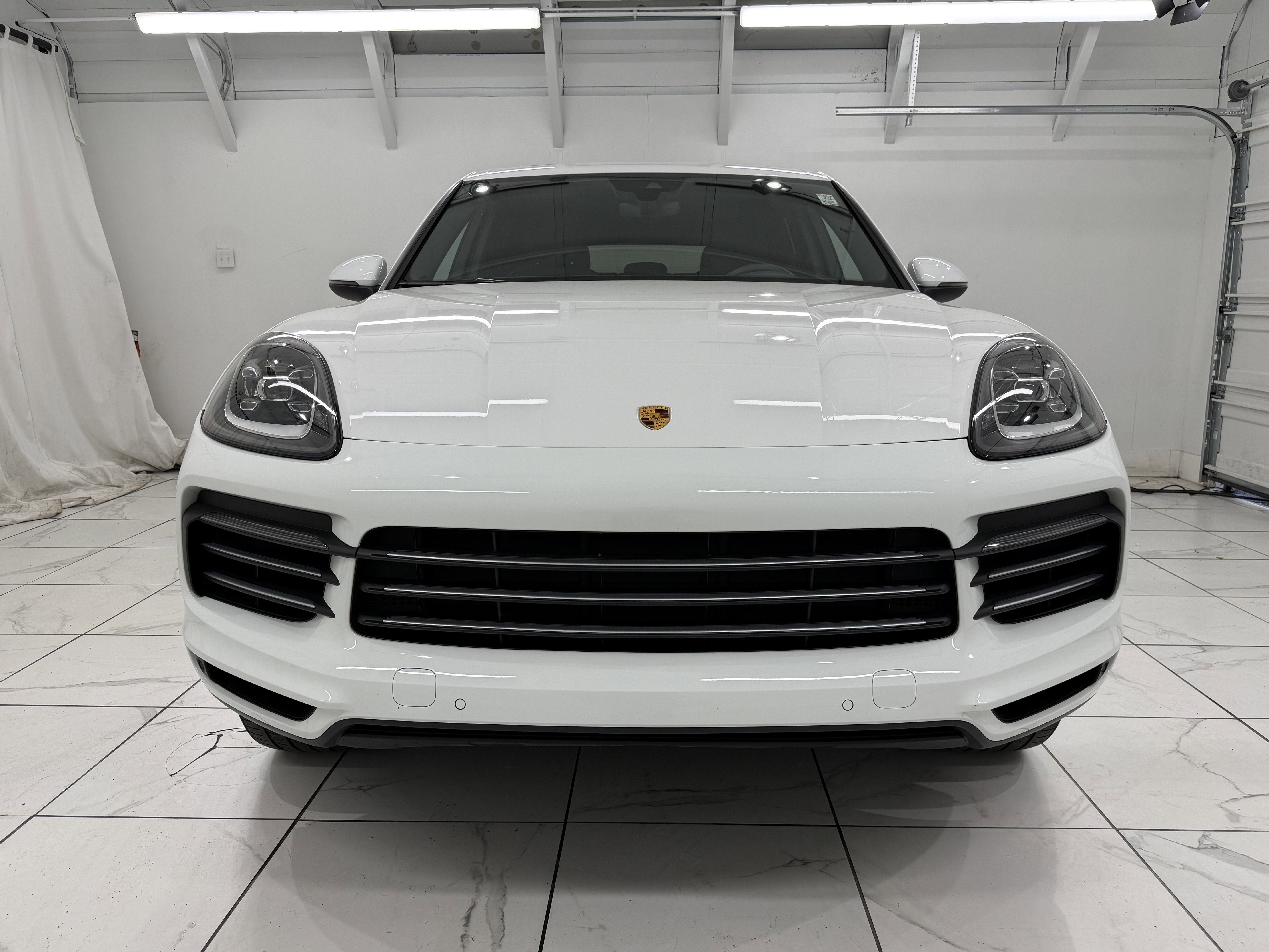 2023 Porsche Cayenne Base